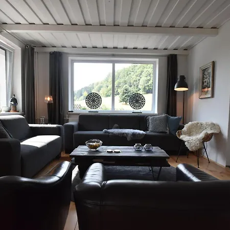 Comfortable With Private Pool Holiday home *