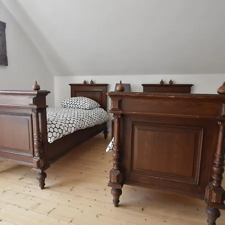 In Levinska Ole Near Giant Mountains * Levinska Olesnice