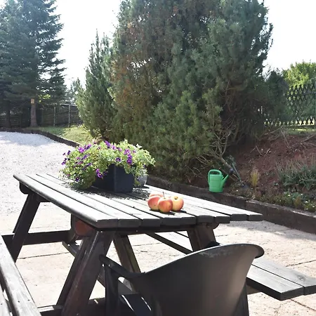 בית נופש In Levinska Ole Near Giant Mountains Levinska Olesnice